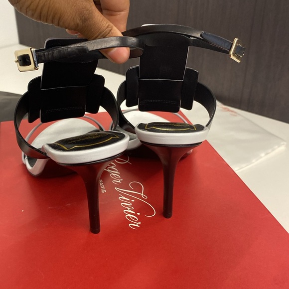 Roger Vivier sandals - Picture 3 of 7